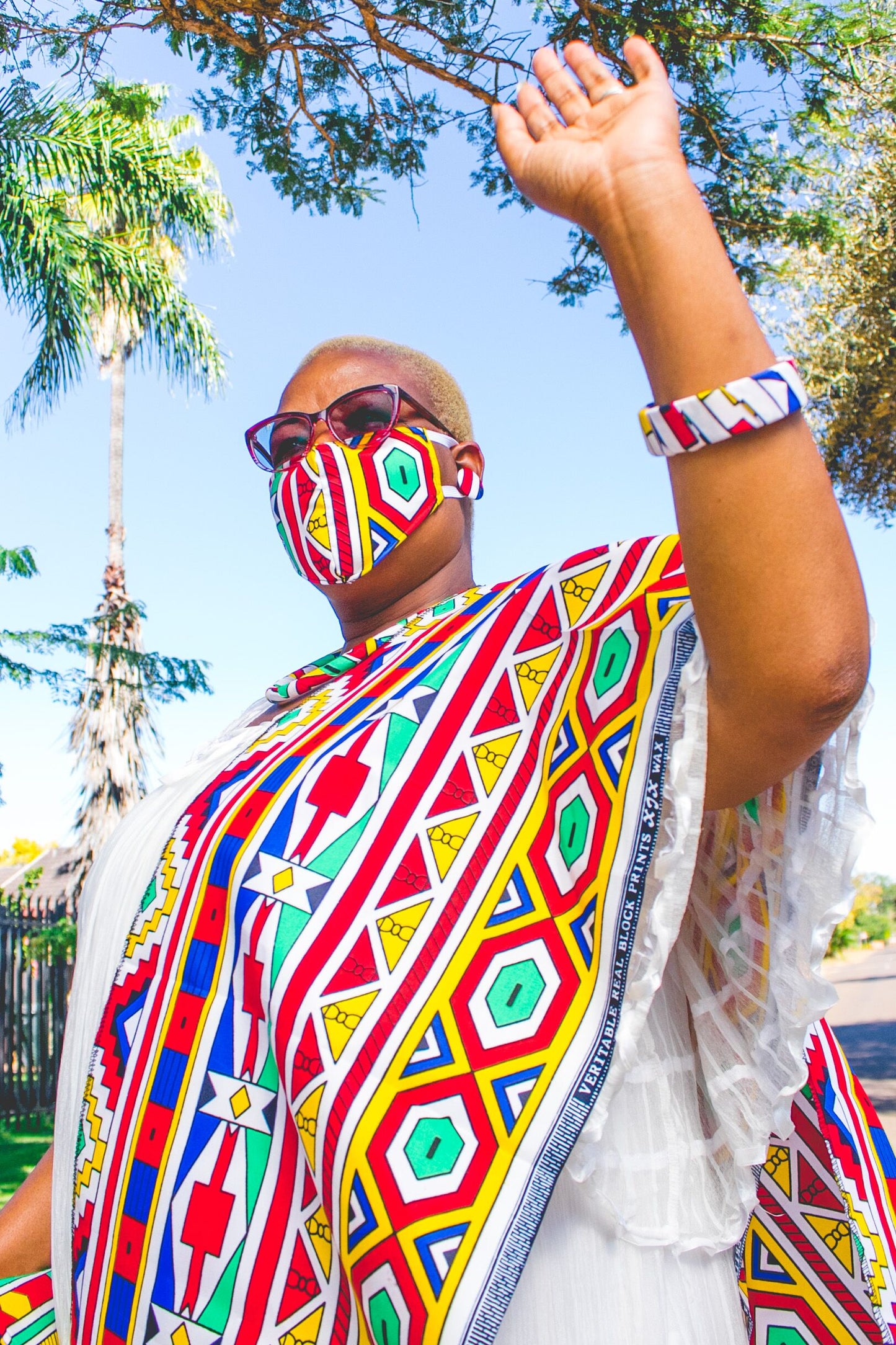 Orange Ndebele  4-Piece Ladies Clucth Bag + Face Mask Set